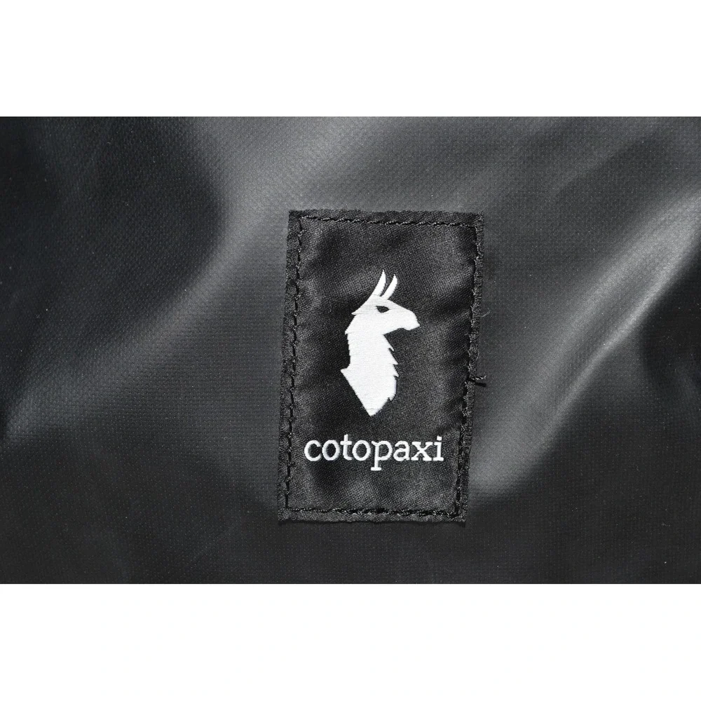 Cotopaxi Vaya 18L Cada Dia Backpack Black Laptop Daypack 18